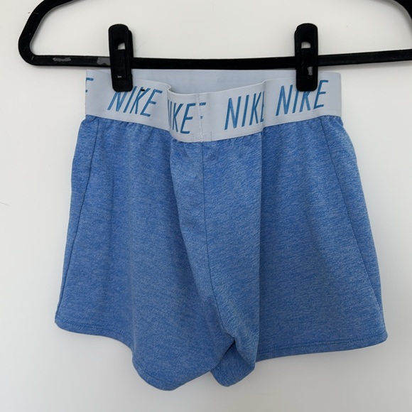 Nike Girl's Athletic Shorts, Blue - Size L - Picture 3 of 5